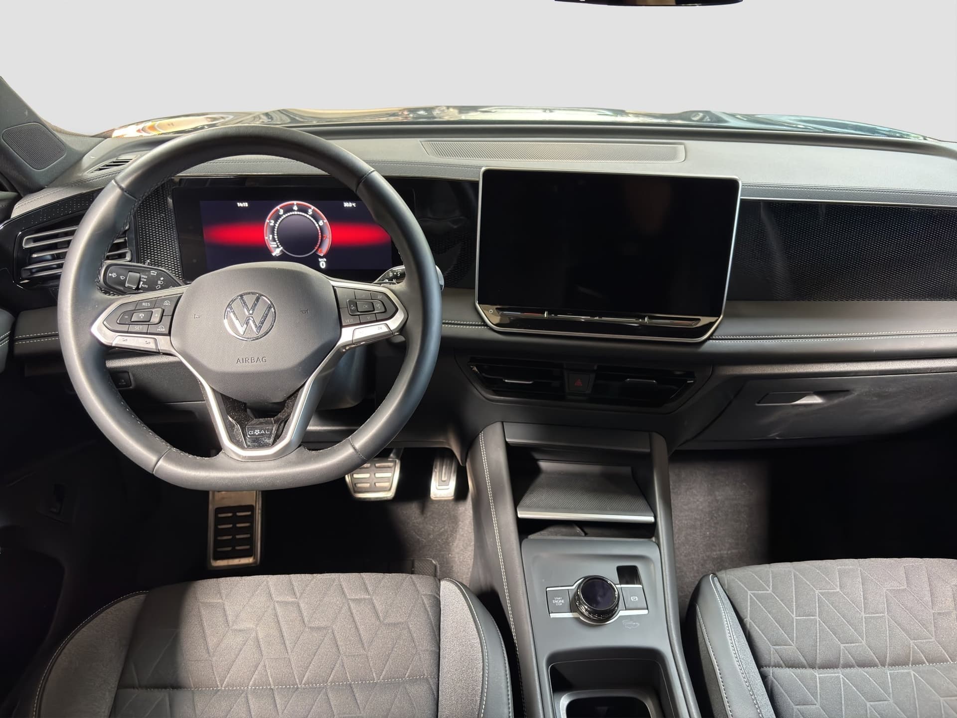 Volkswagen Tiguan GOAL 1.5 150 PS DSG AHK NAVI ACC KAMERA Bild 9