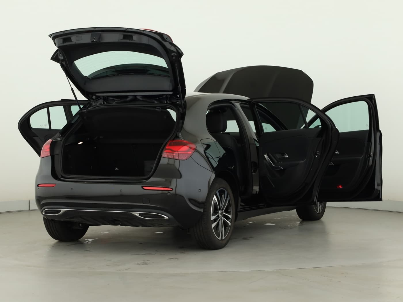 Mercedes-Benz A 250 e Bild 9