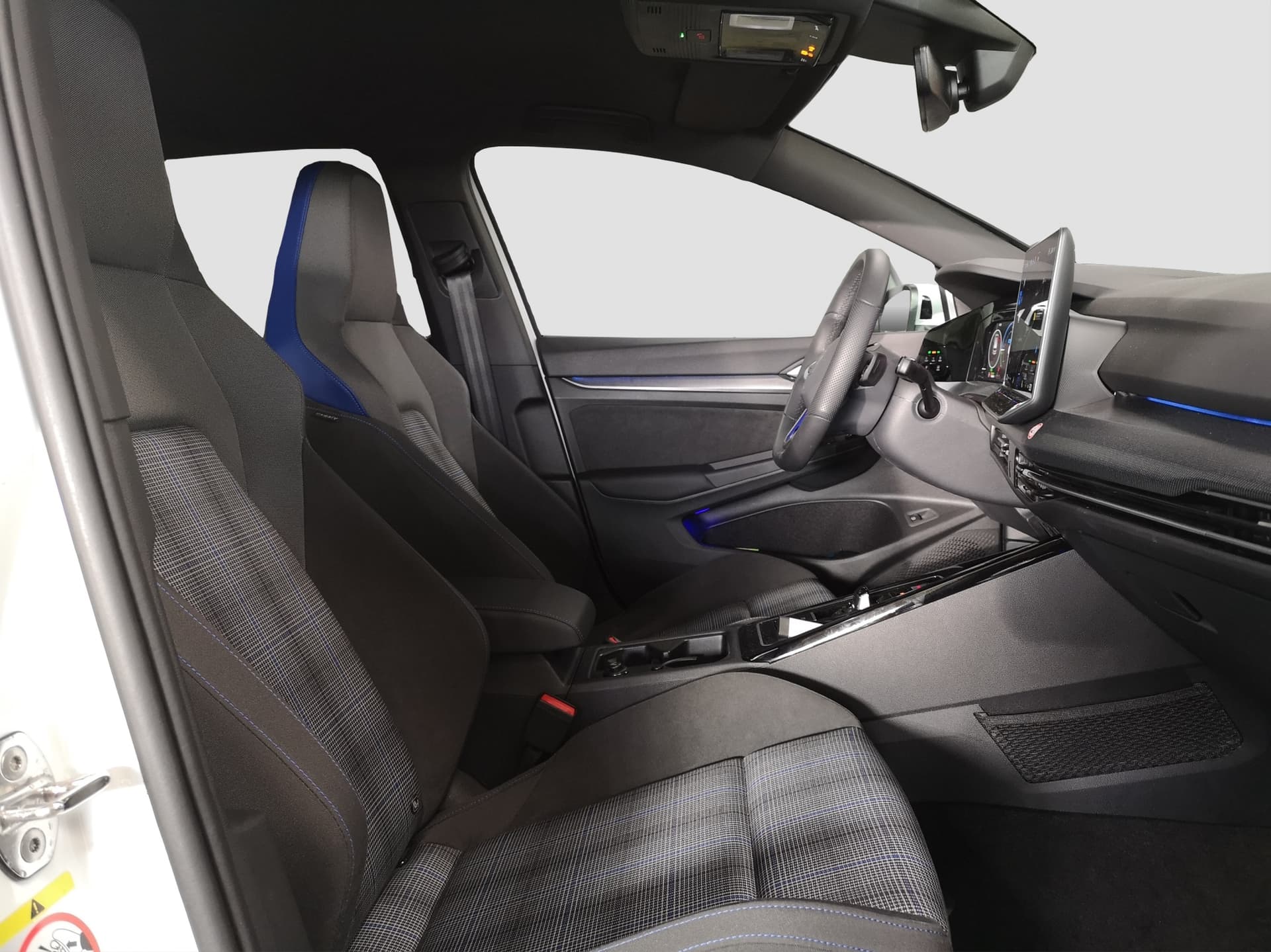 Volkswagen Golf GTE 1.5 l eHybrid OPF / 85 kW (116 PS) 6-Gang-Doppelkupplungsgetriebe DSG Bild 15