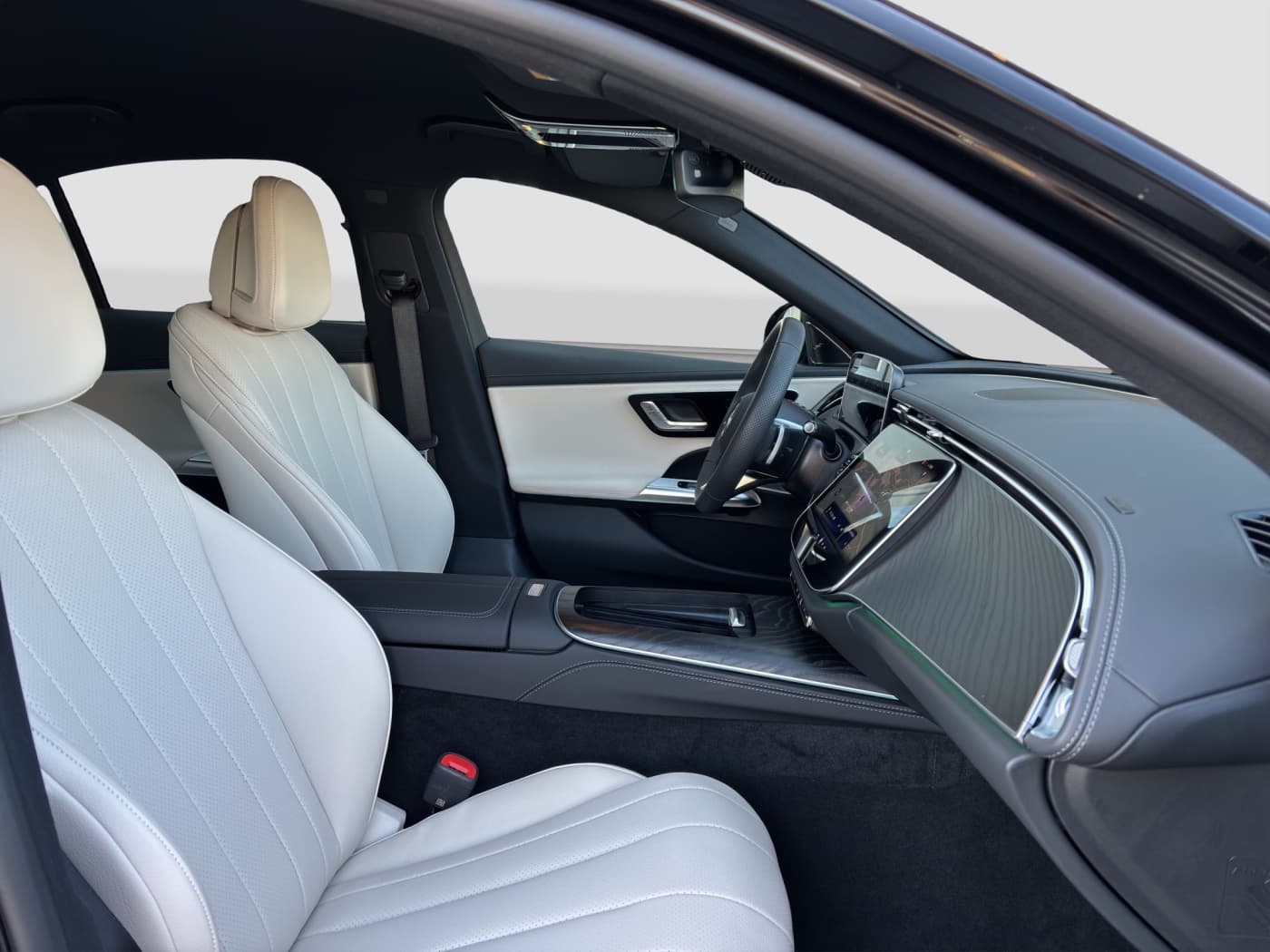 Mercedes-Benz E 200 Bild 15