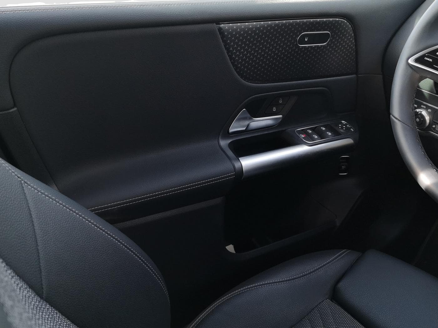 Mercedes-Benz B 180 Bild 17