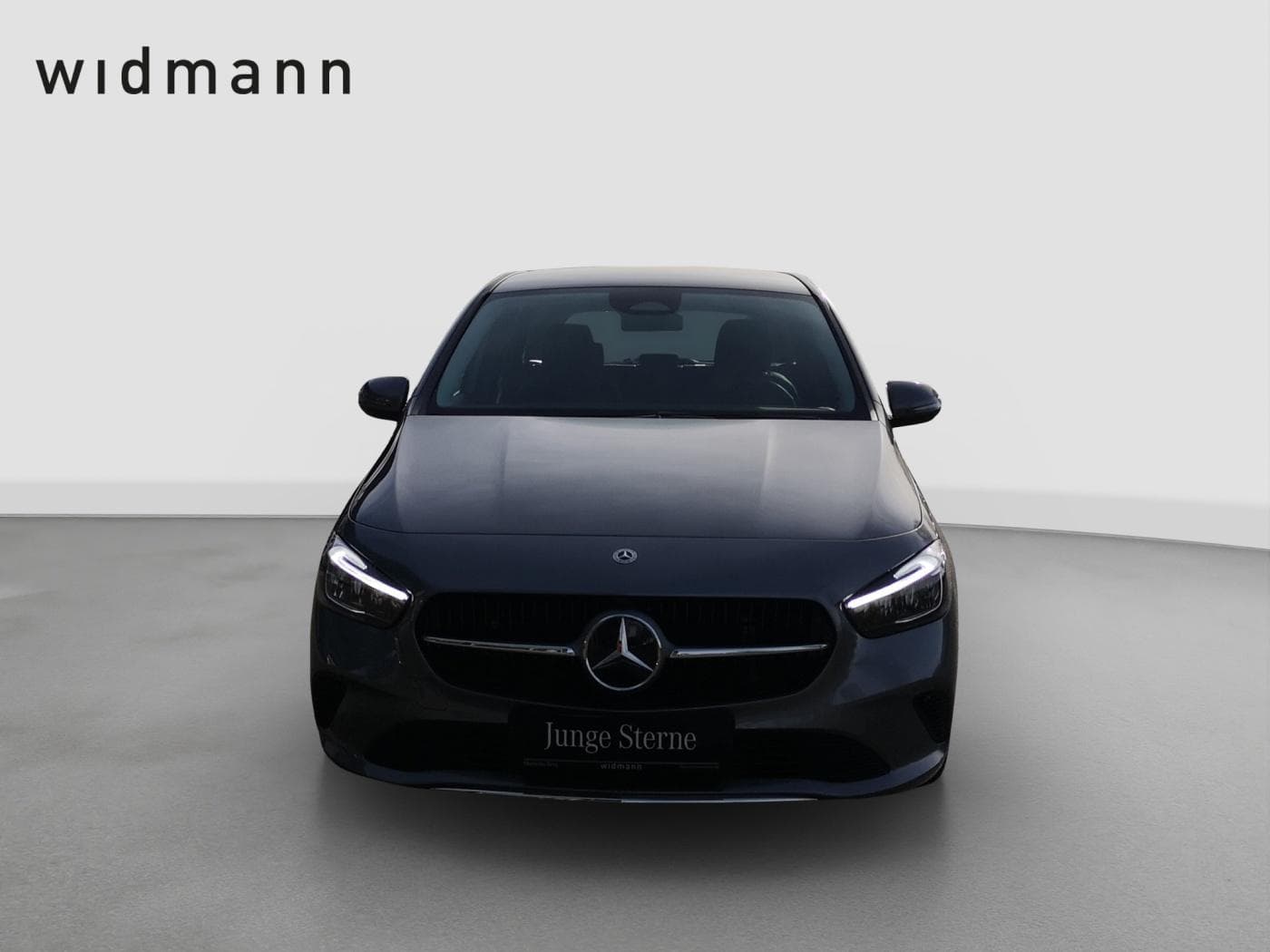 Mercedes-Benz B 180 Bild 2