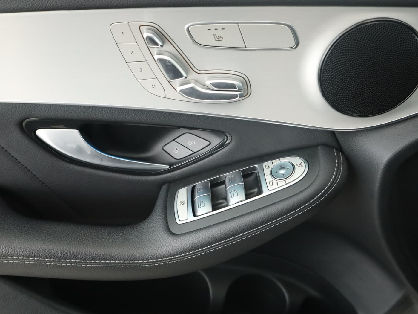 Mercedes-Benz GLC 300 de 4M Bild 20