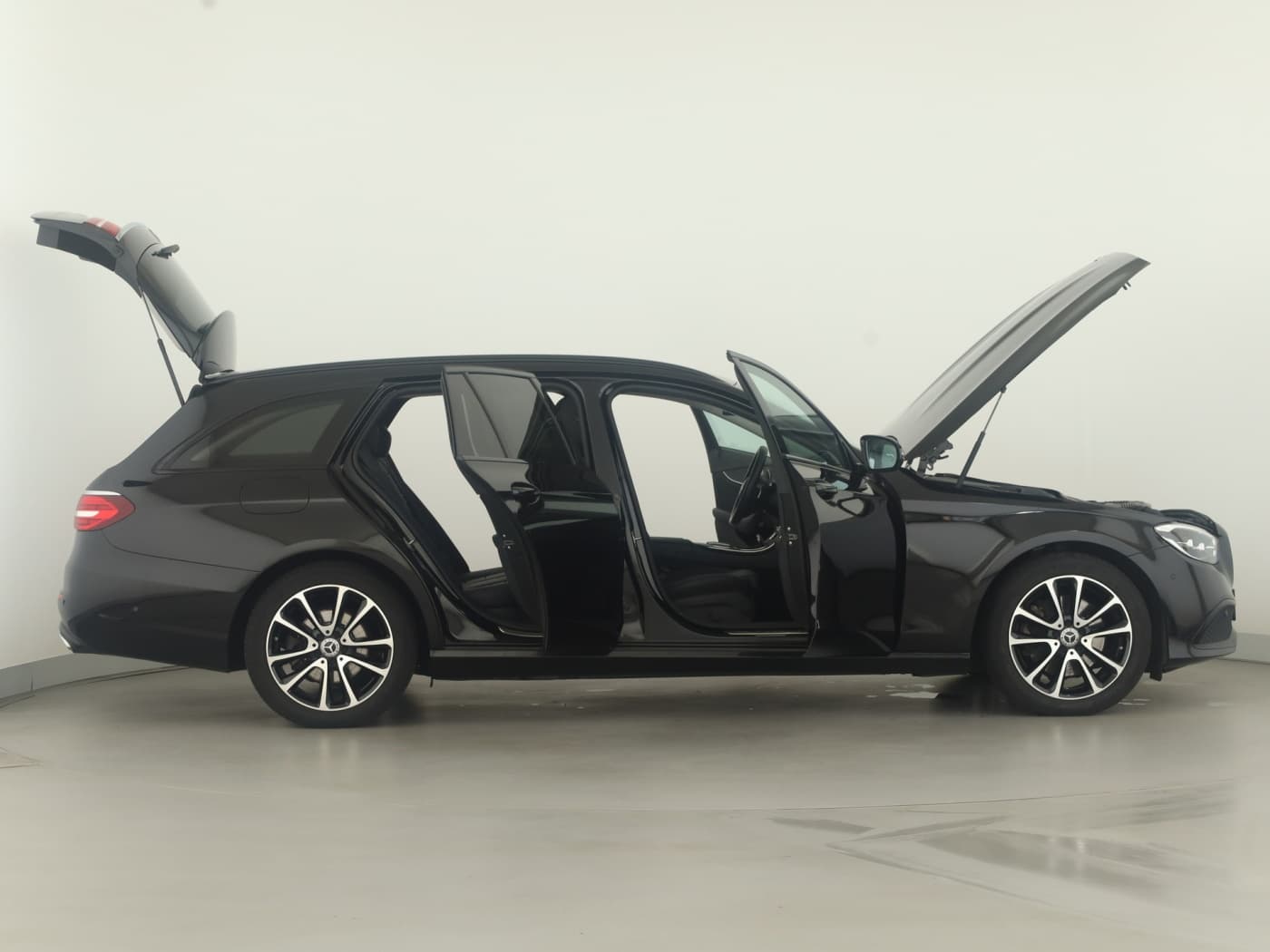Mercedes-Benz E 300 d 4M T Bild 8