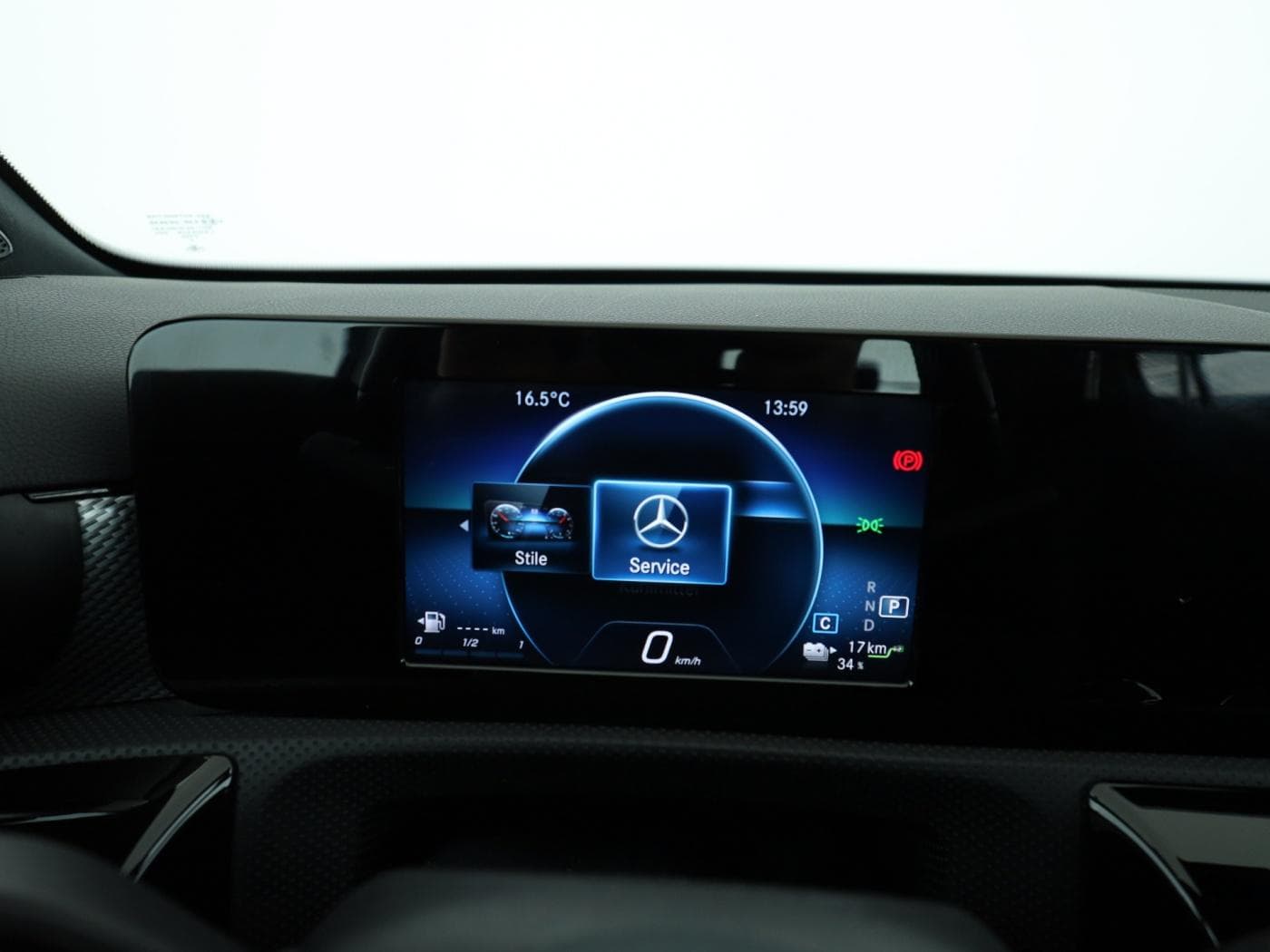 Mercedes-Benz A 250 e Bild 12