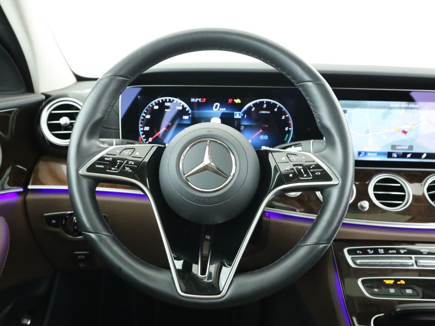 Mercedes-Benz E 300 de T Bild 11