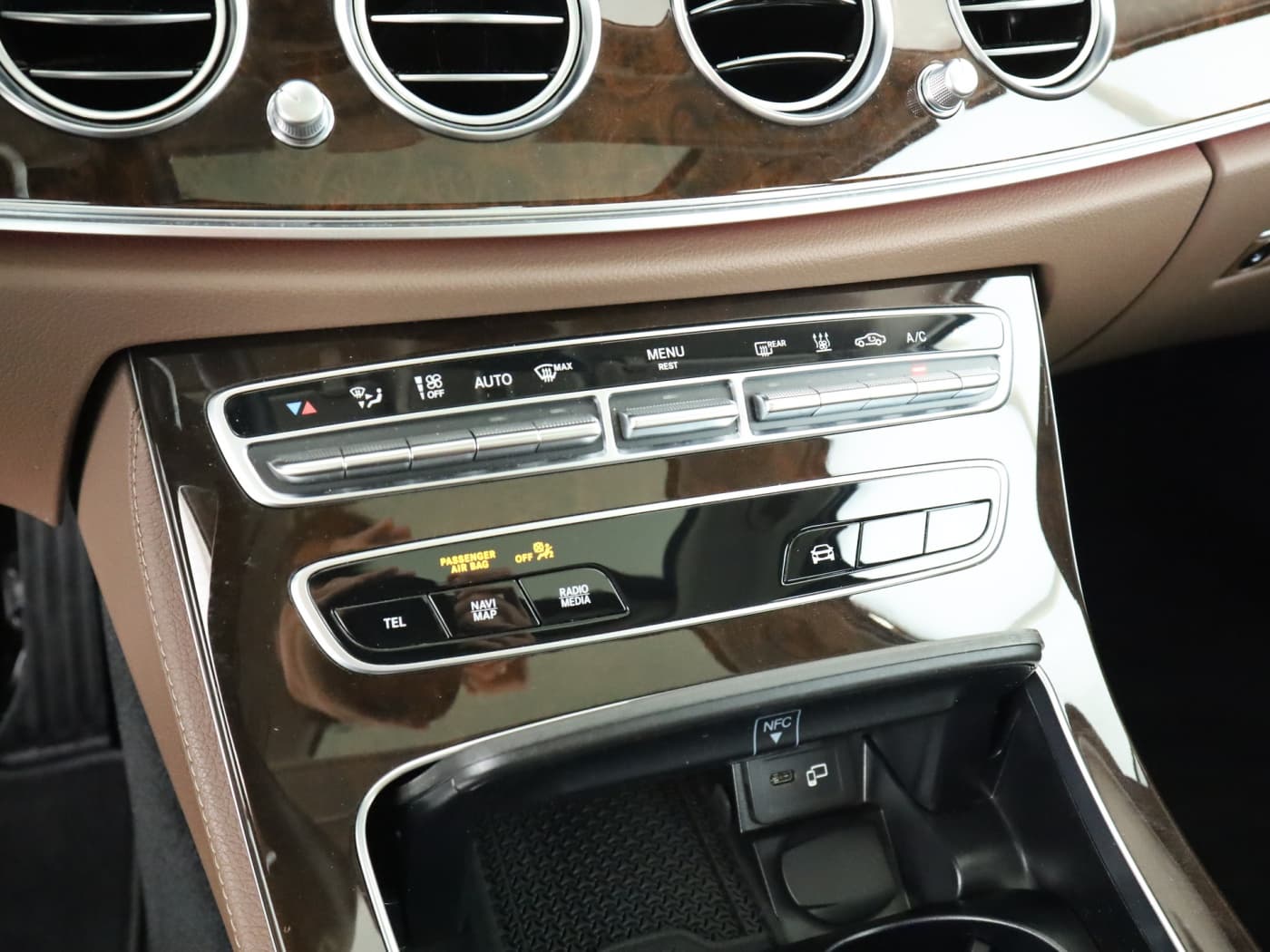Mercedes-Benz E 300 de T Bild 14