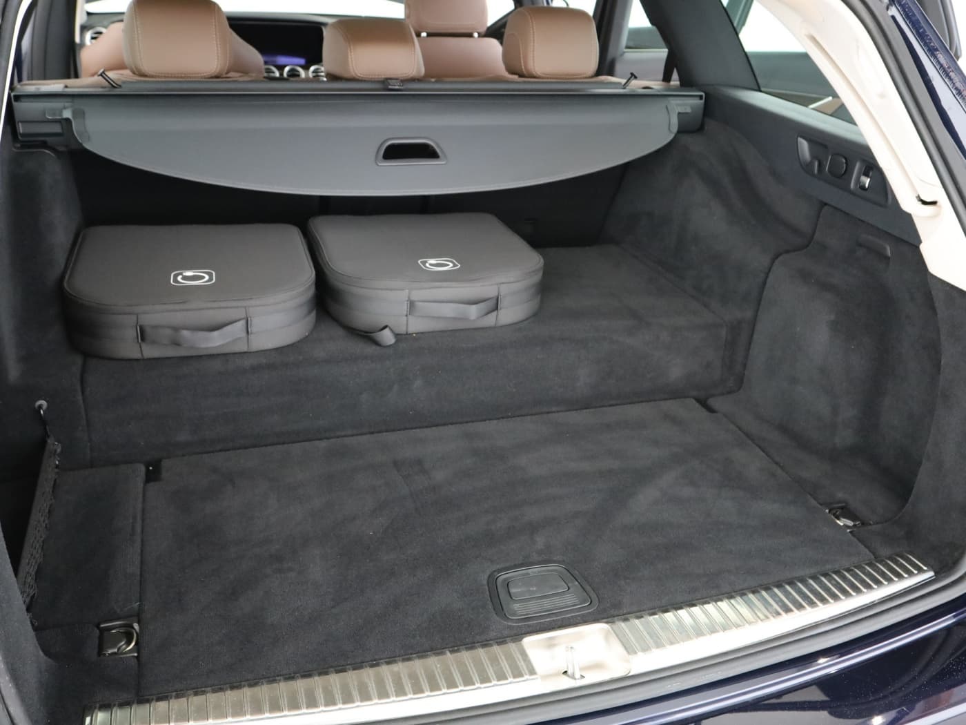 Mercedes-Benz E 300 de T Bild 23
