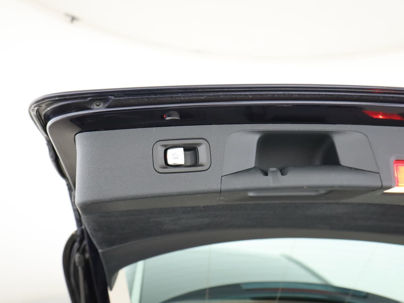 Mercedes-Benz E 300 de T Bild 26
