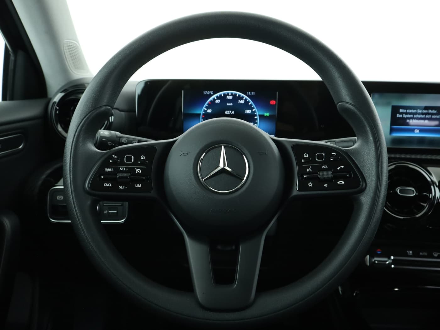 Mercedes-Benz A 180 d Bild 11