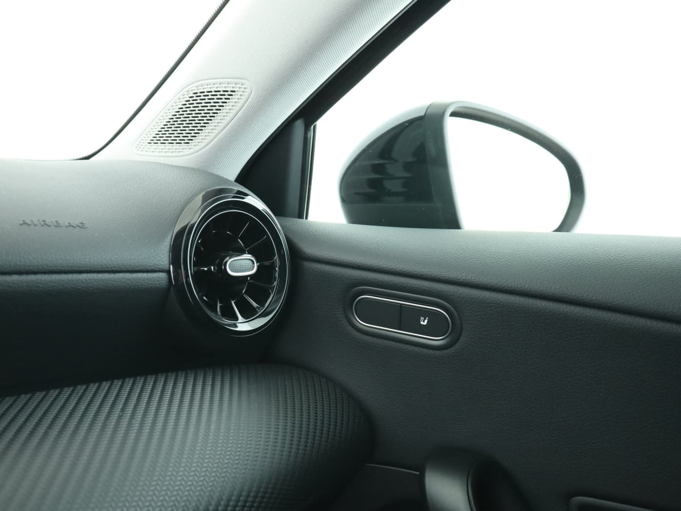 Mercedes-Benz A 180 d Bild 16