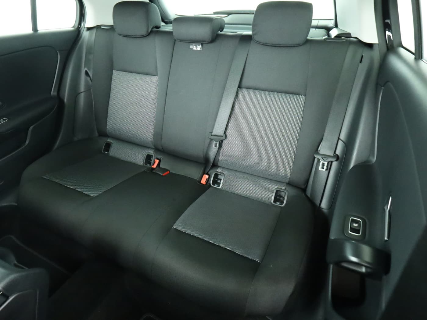 Mercedes-Benz A 180 d Bild 18