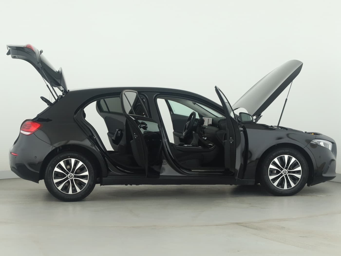 Mercedes-Benz A 180 d Bild 8