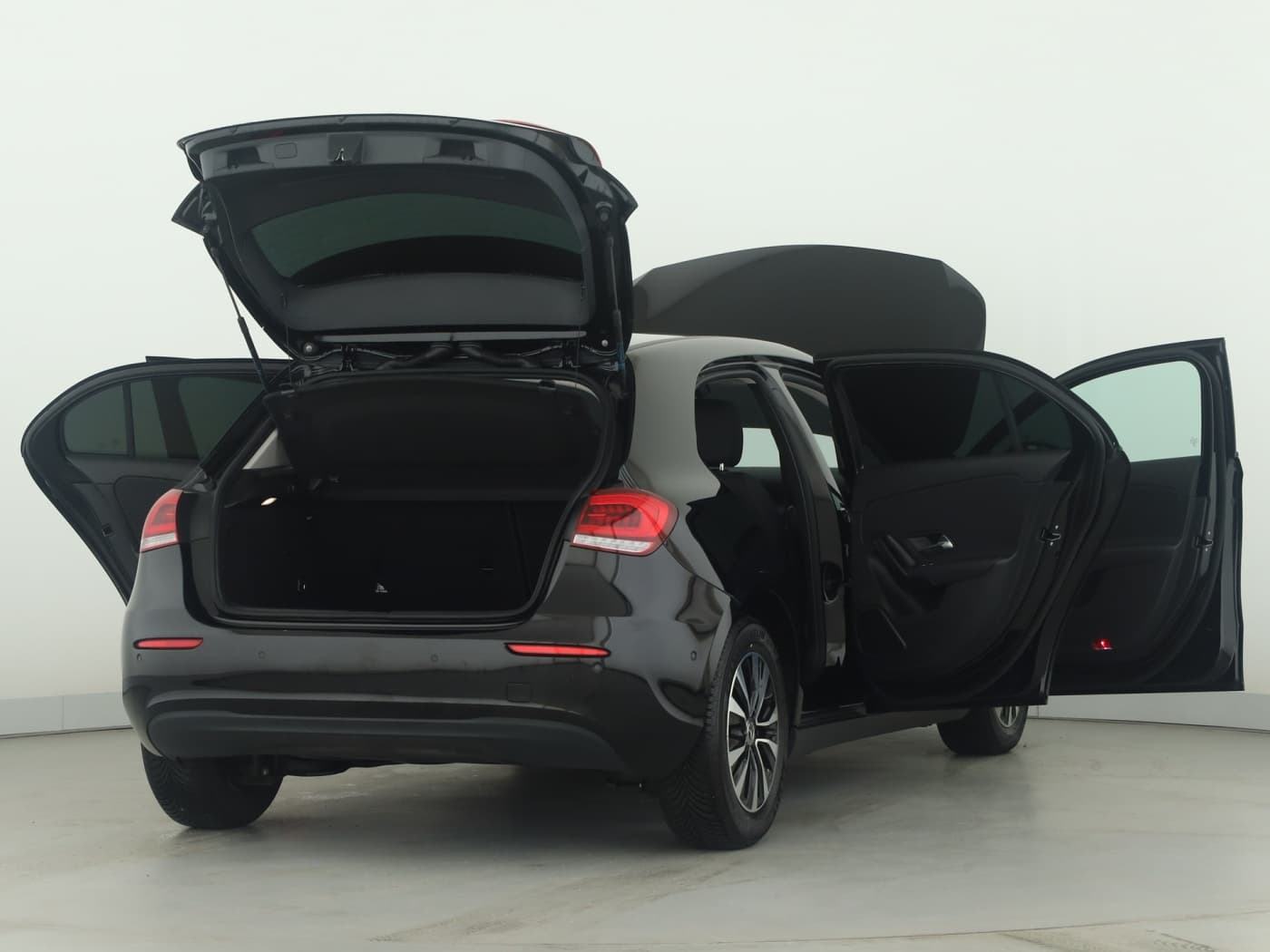 Mercedes-Benz A 180 d Bild 9