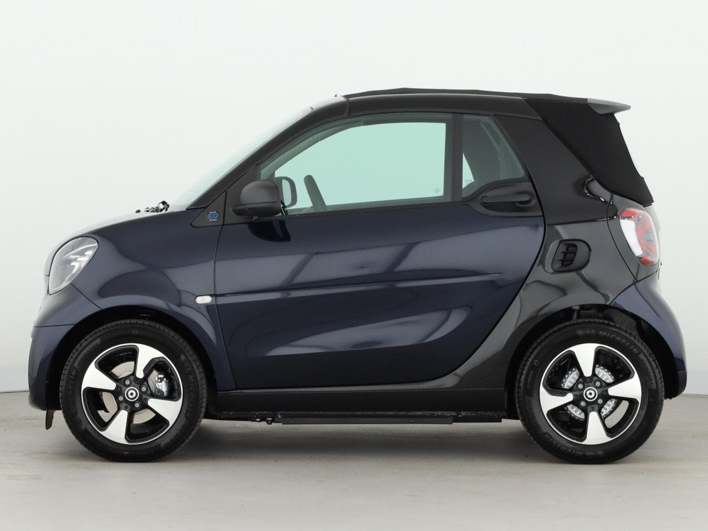 Smart EQ fortwoCabrio Bild 5