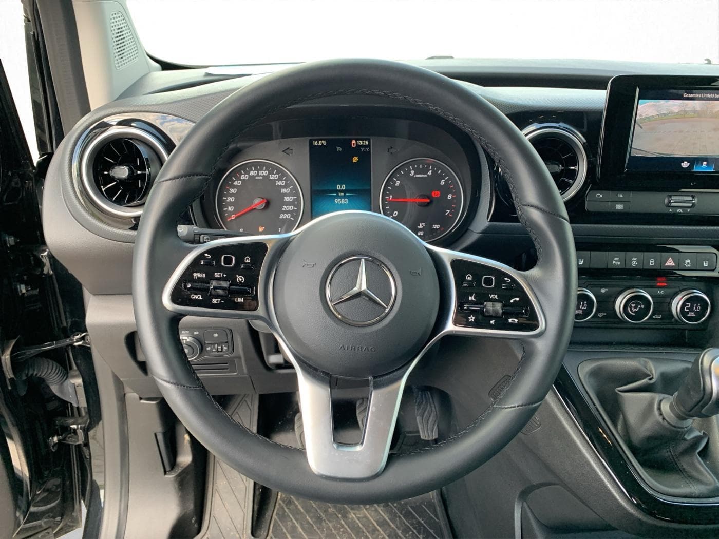 Mercedes-Benz T 180 STYLE Bild 10