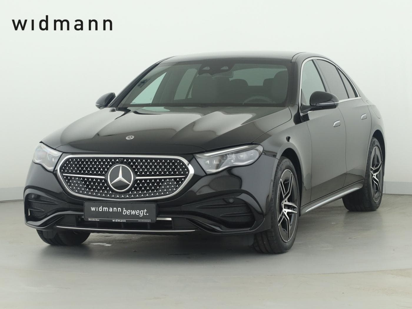Mercedes-Benz E 300 de Limousine mit EQ Hybrid Technologie