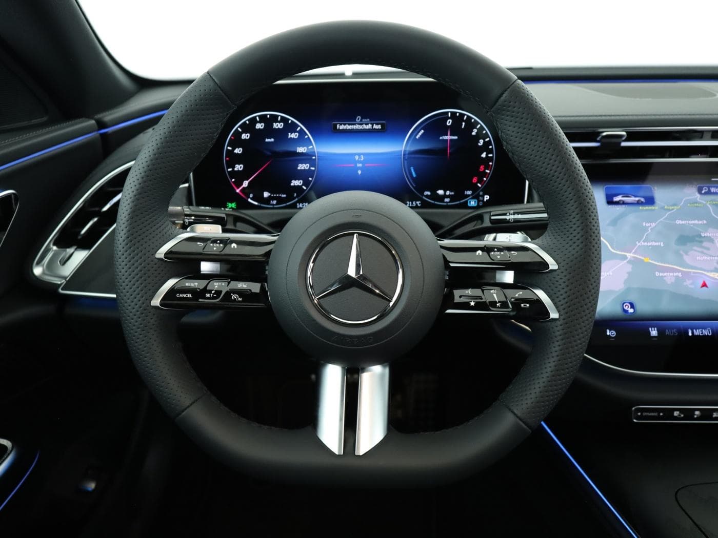 Mercedes-Benz E 300 de Limousine mit EQ Hybrid Technologie Bild 11