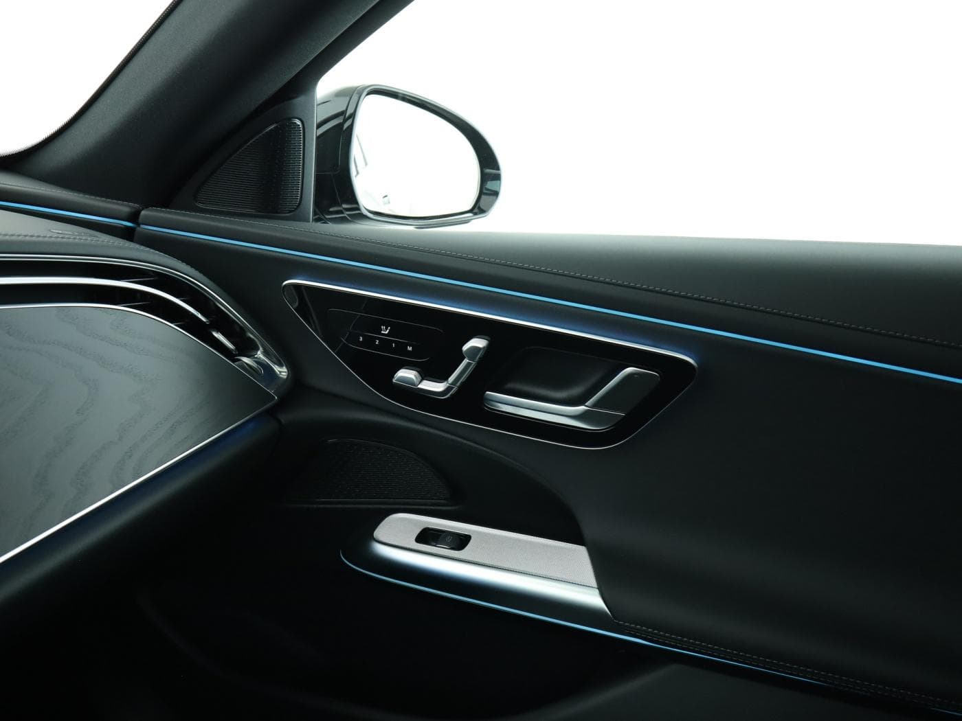 Mercedes-Benz E 300 de Limousine mit EQ Hybrid Technologie Bild 16