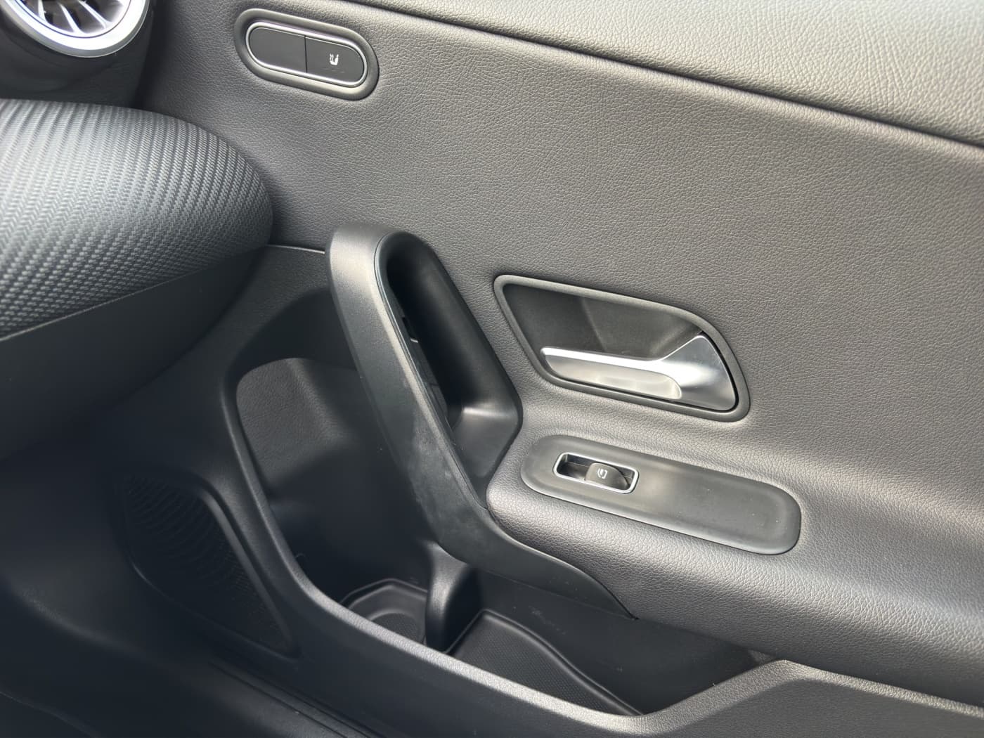 Mercedes-Benz CLA 200 d 4M SB Bild 14