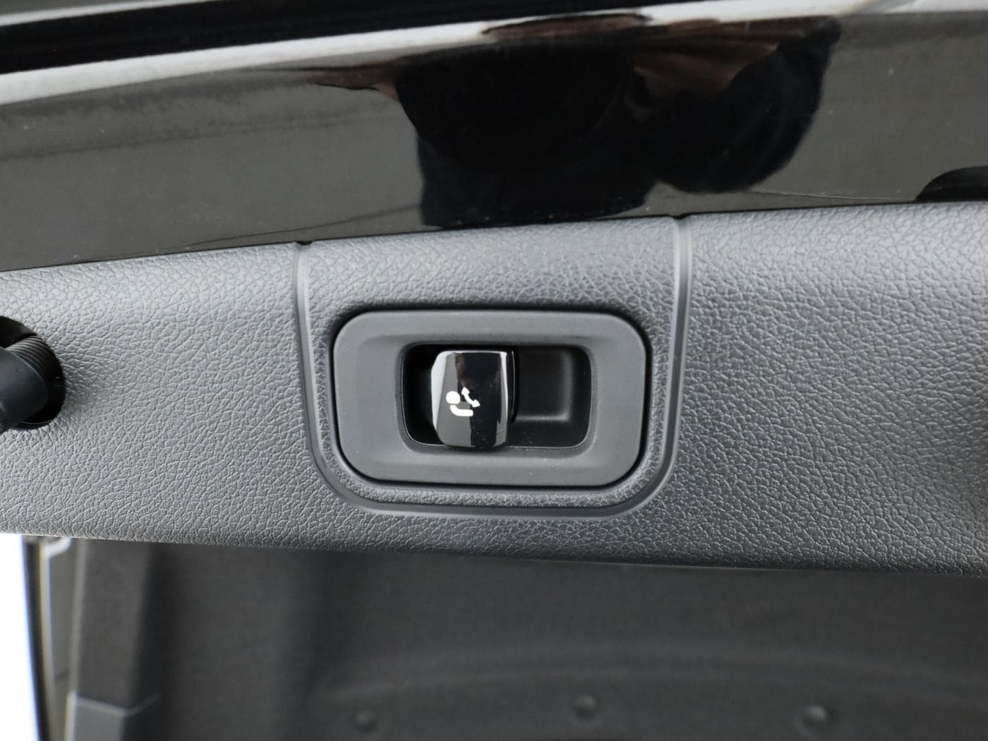 Mercedes-Benz E 220 d Bild 25