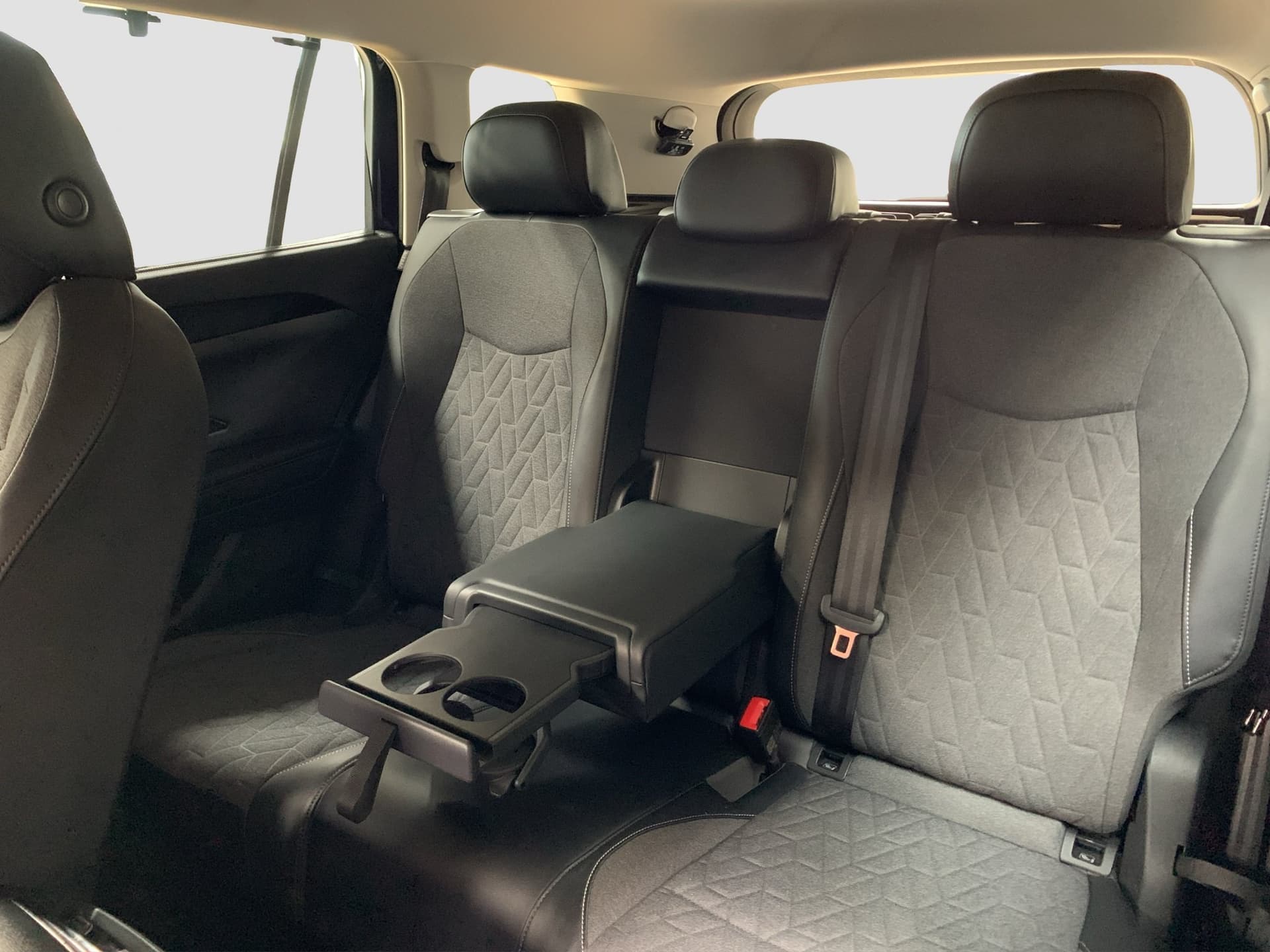Volkswagen Tayron Life 1.5 eTSI 150 PS DSG AHK NAVI KAMERA Bild 15