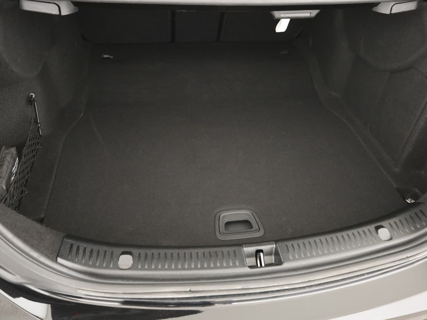 Mercedes-Benz E 220 d Bild 23