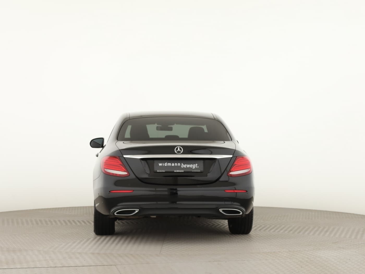 Mercedes-Benz E 220 d Bild 4