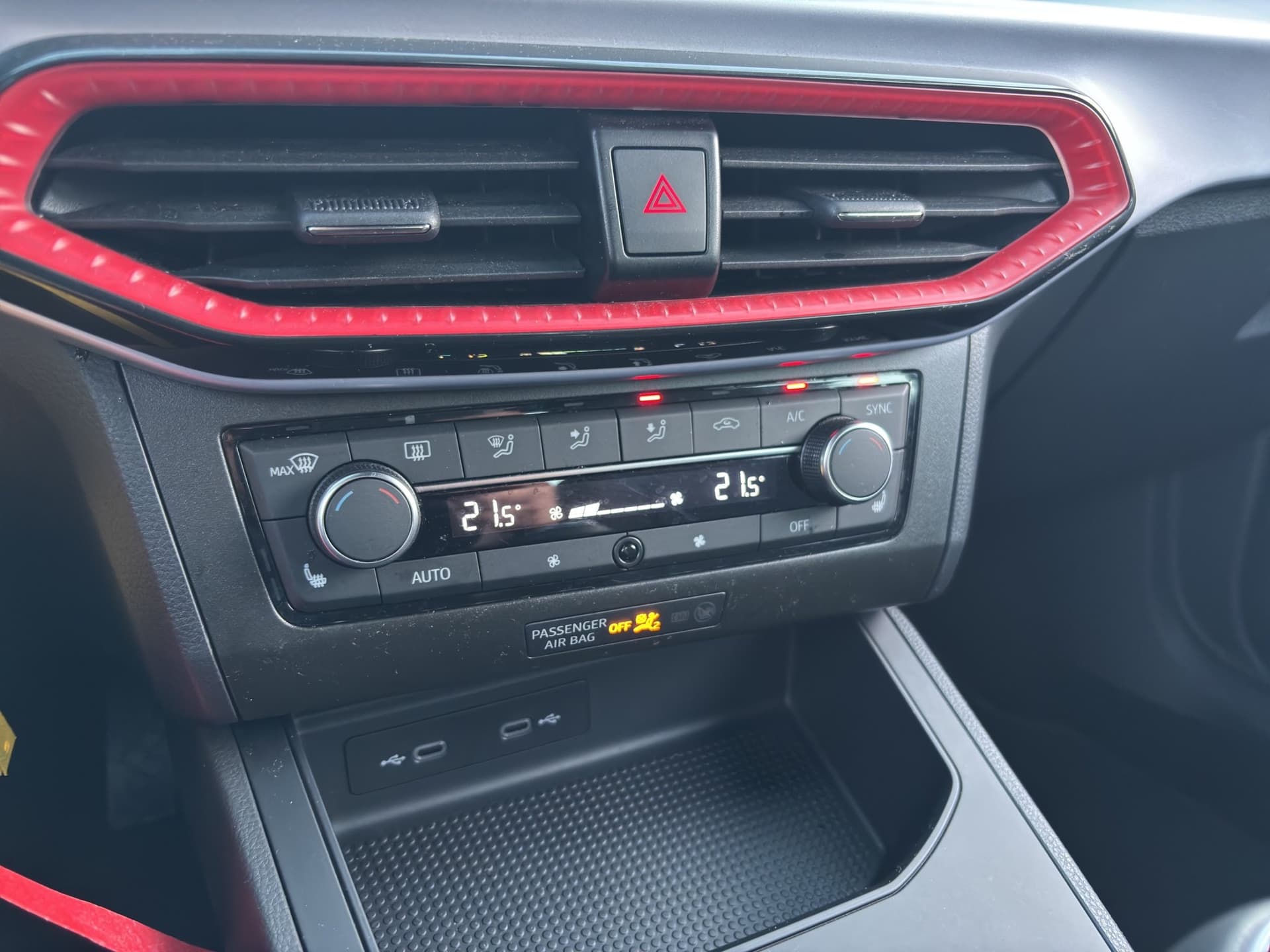 Seat Ibiza FR 1.0 TSI 110 PS NAVI ACC Bild 11