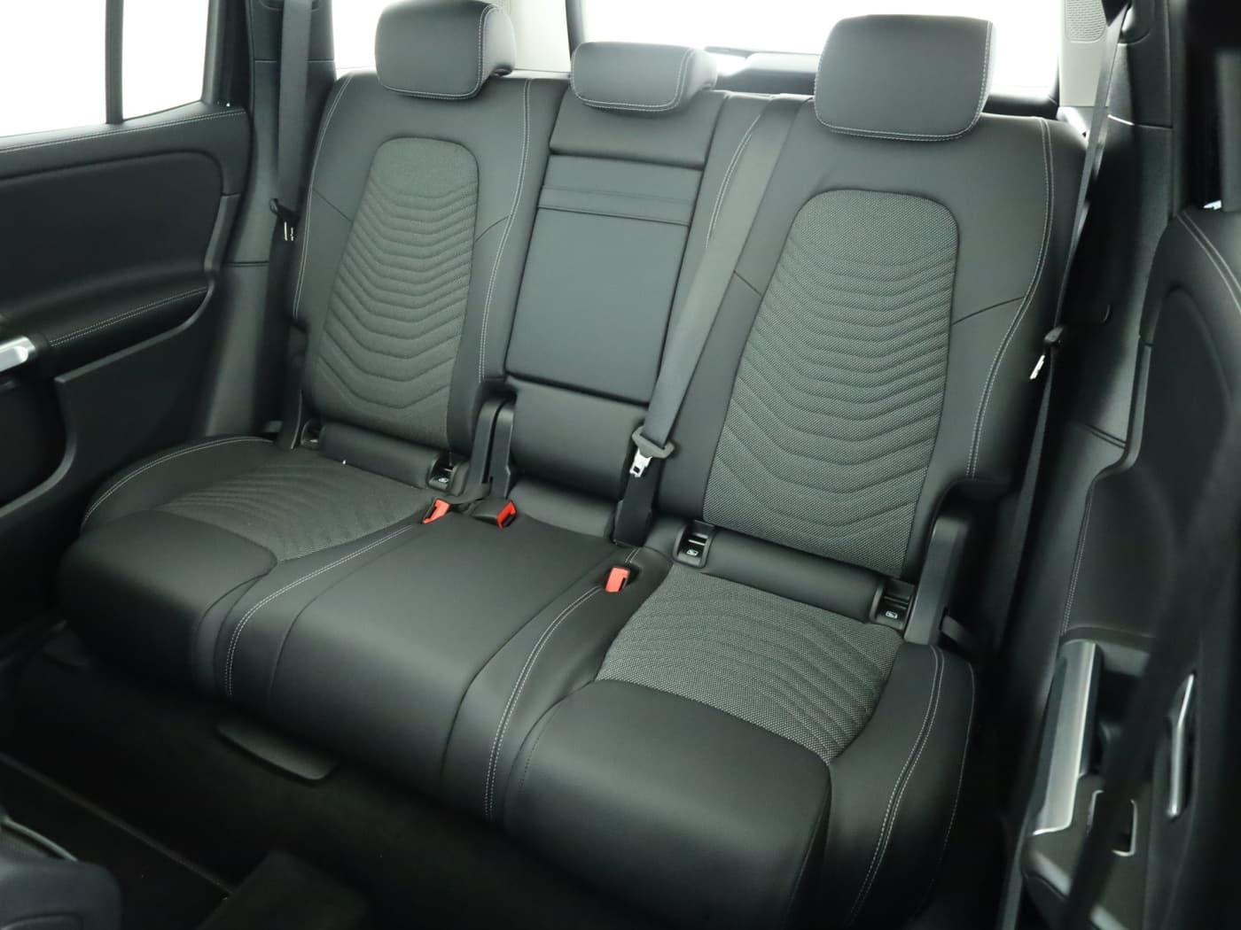 Mercedes-Benz GLB 220 4M Bild 18