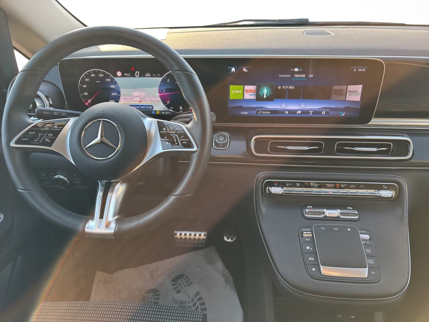 Mercedes-Benz V 220 d STYLE Lang Bild 9