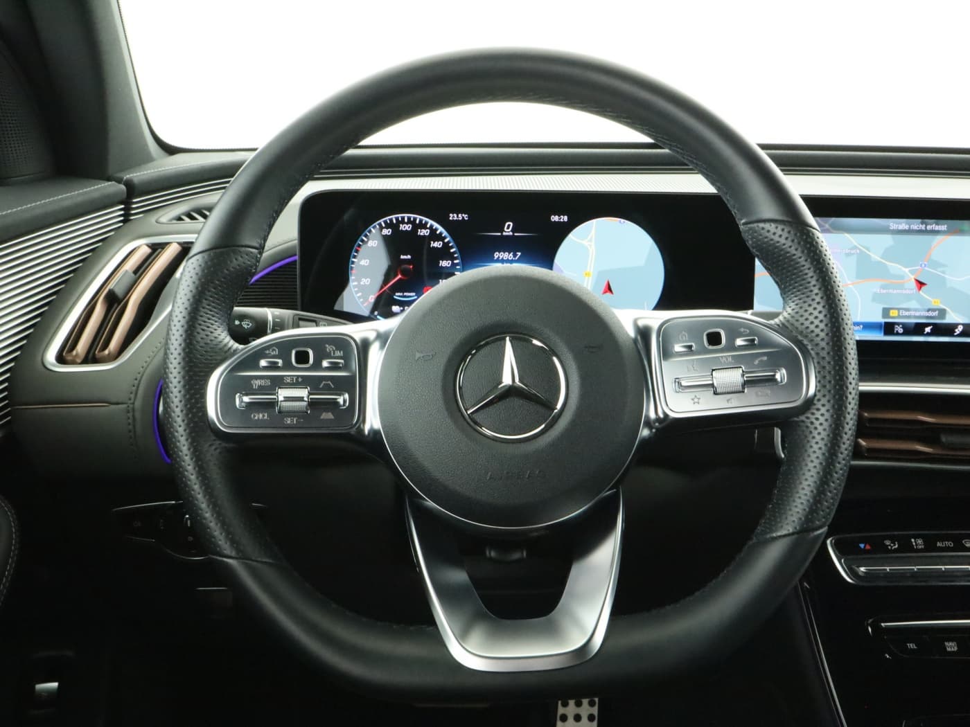 Mercedes-Benz EQC 400 4M Bild 11