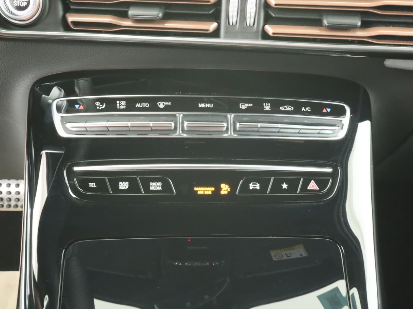 Mercedes-Benz EQC 400 4M Bild 14