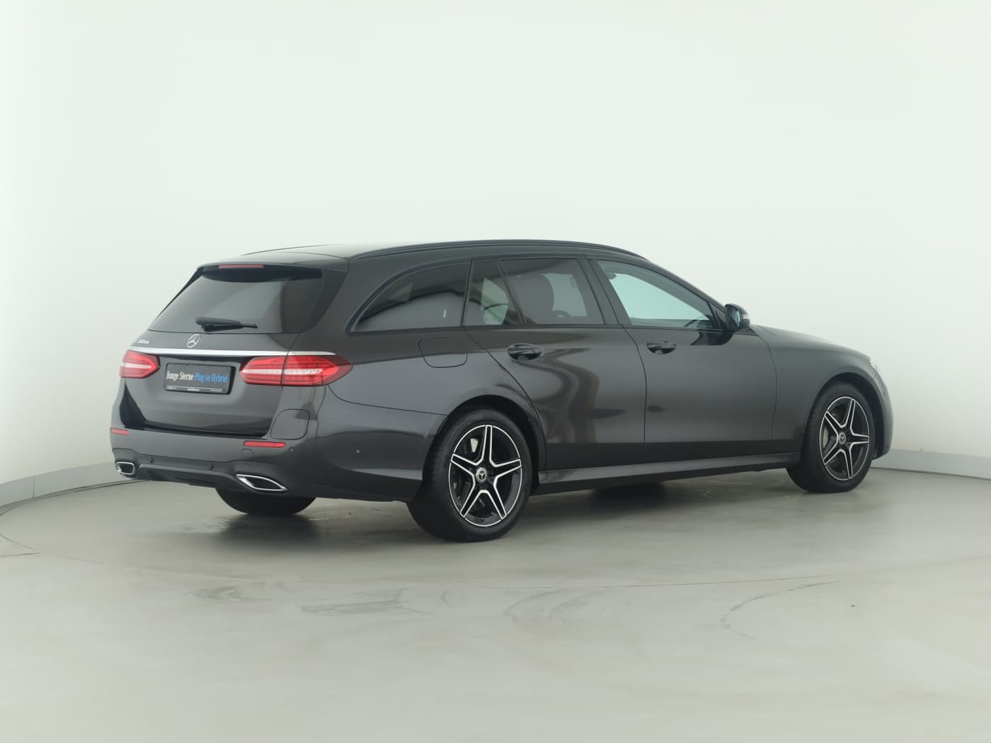 Mercedes-Benz E 300 de T Bild 6