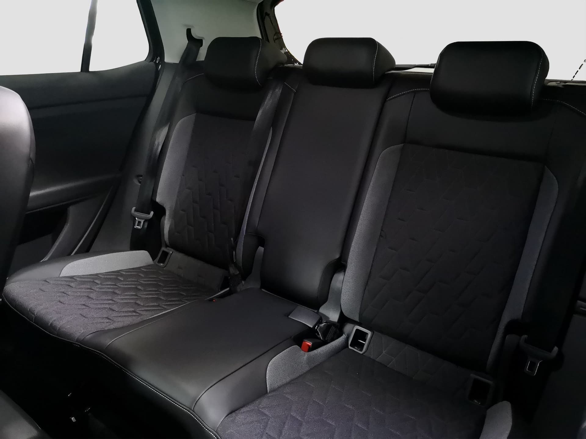 Volkswagen T-Cross Life 1.0 l TSI OPF  DSG Bild 17