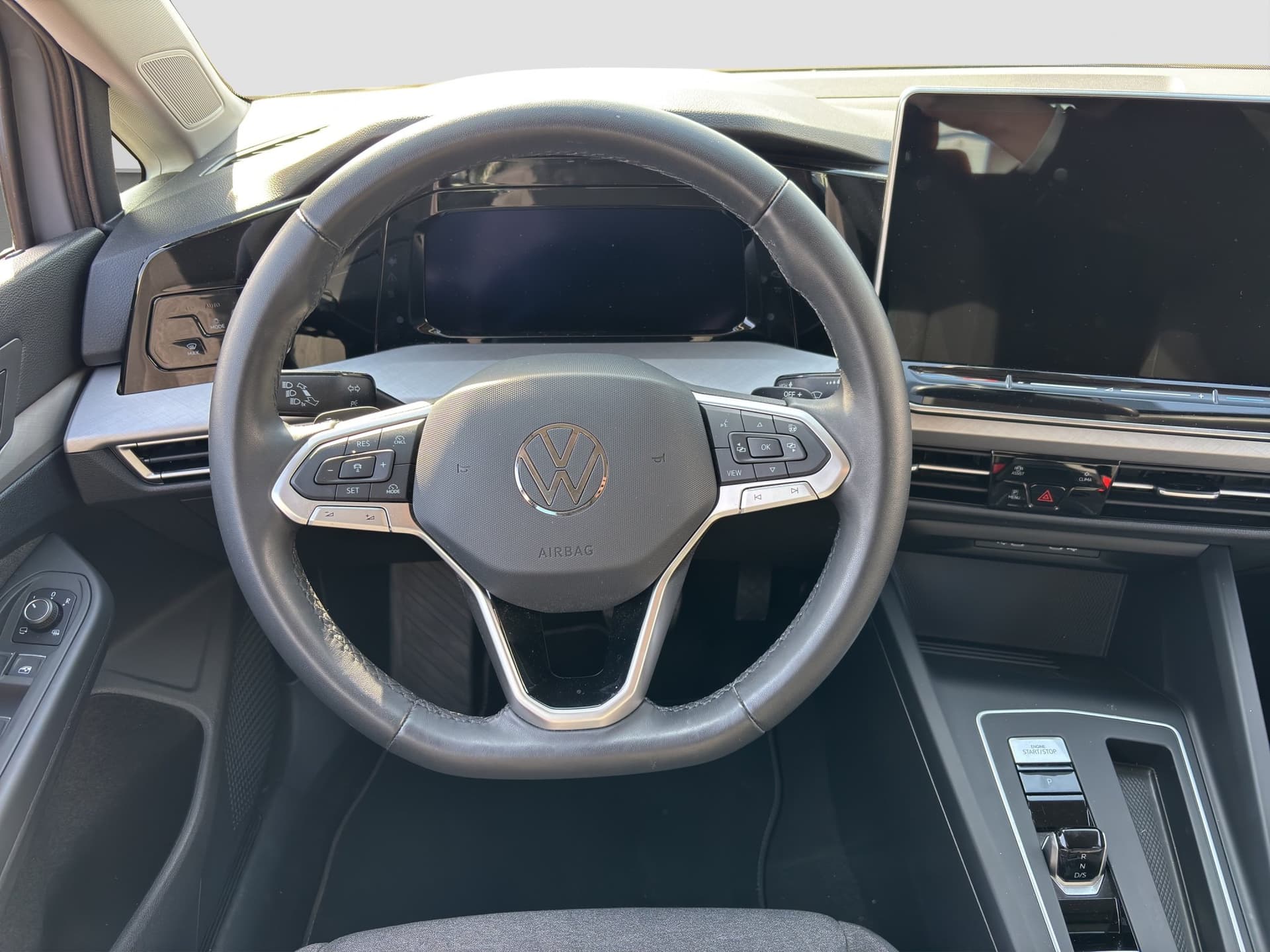 Volkswagen Golf Variant Life 1.5 TSI 115PS DSG ACC KAMERA NAVI Bild 10