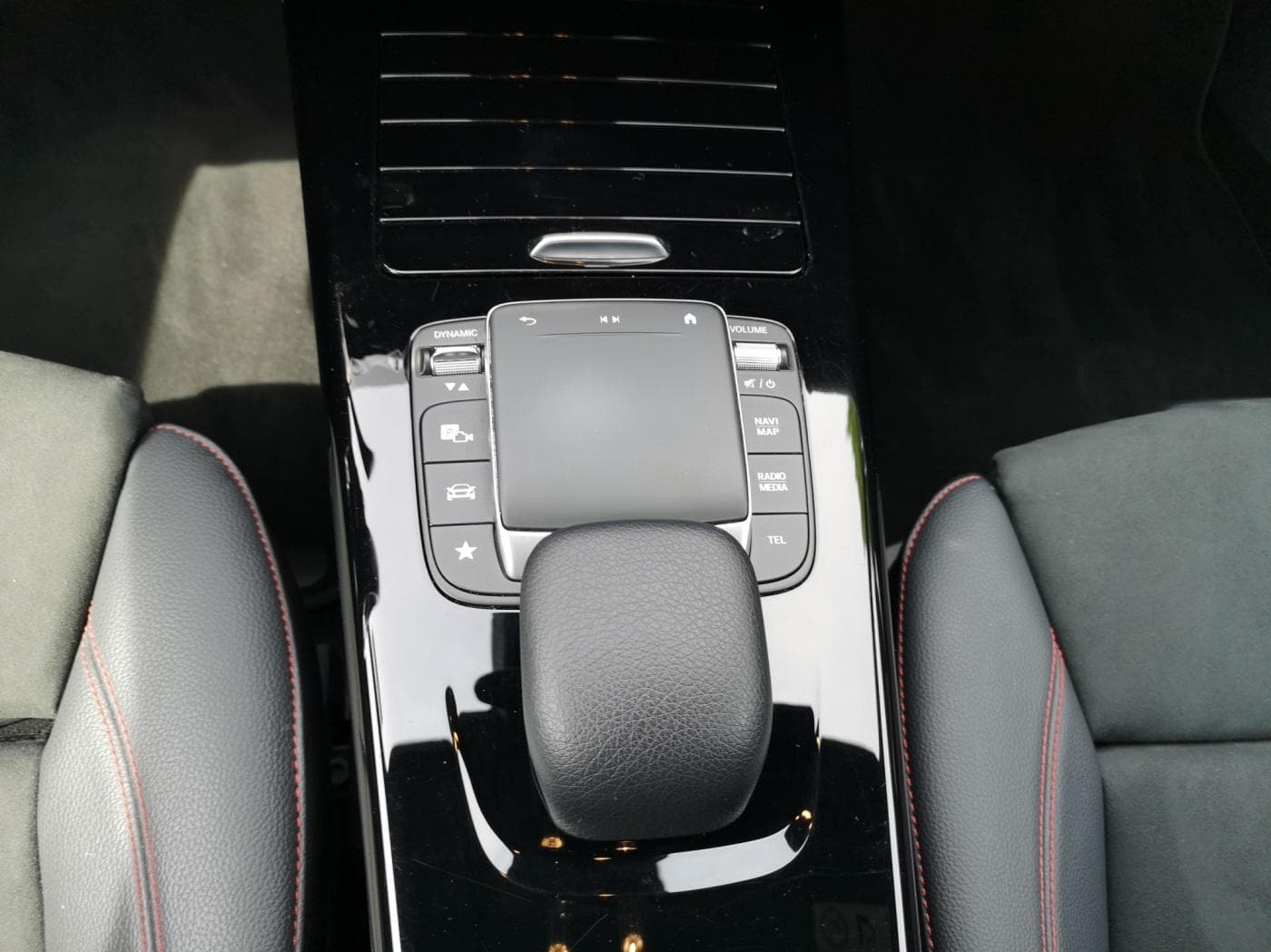 Mercedes-Benz CLA 200 d SB Bild 13