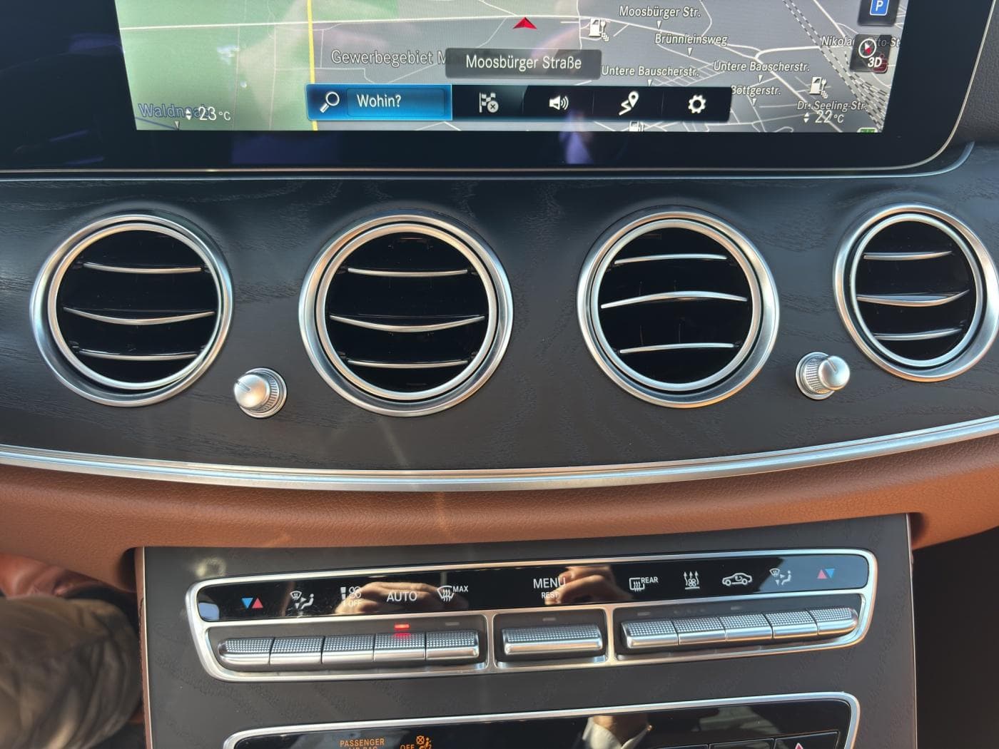 Mercedes-Benz E 300 de 4M T Bild 13