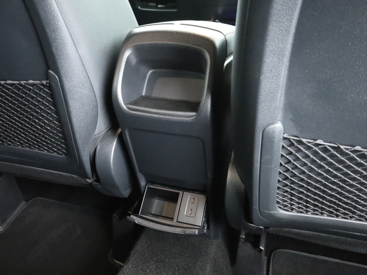 Mercedes-Benz GLA 250 e Bild 23