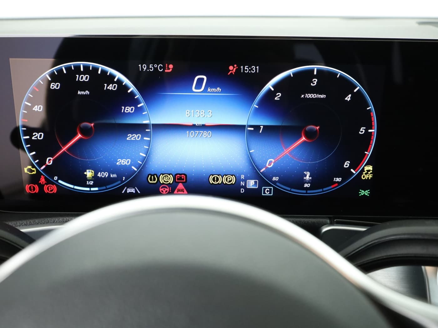 Mercedes-Benz GLB 200 d Bild 12