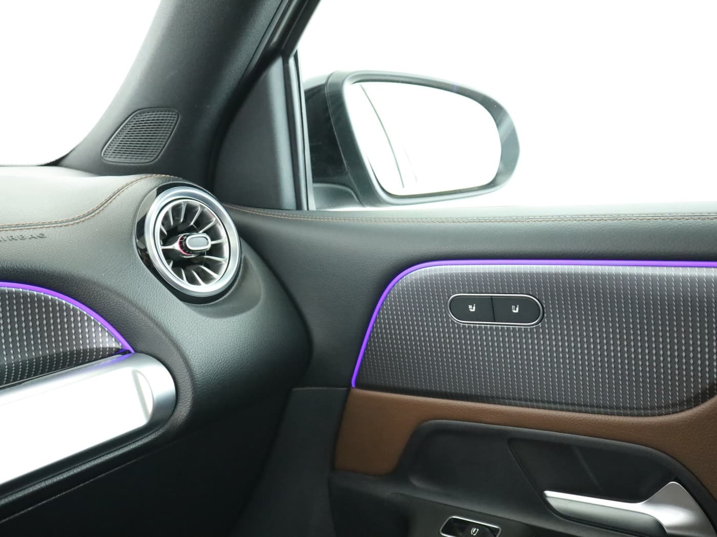 Mercedes-Benz GLB 200 d Bild 16