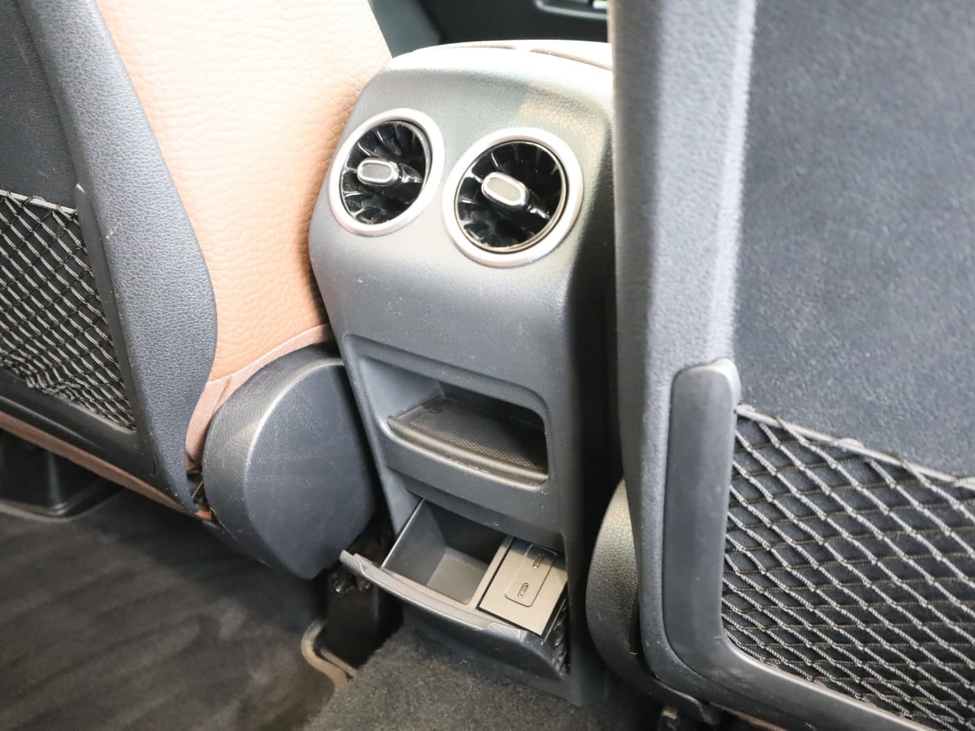 Mercedes-Benz GLB 200 d Bild 24