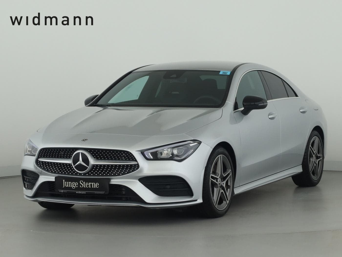 Mercedes-Benz CLA 220 4M