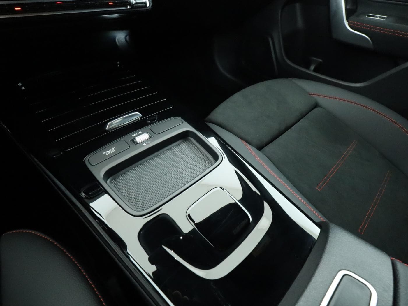 Mercedes-Benz CLA 220 4M Bild 15