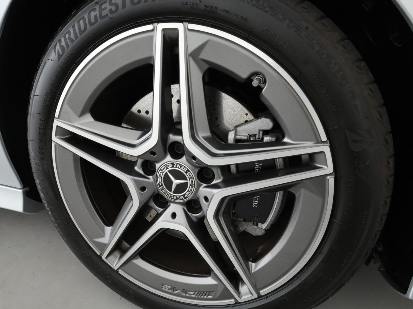 Mercedes-Benz CLA 220 4M Bild 21