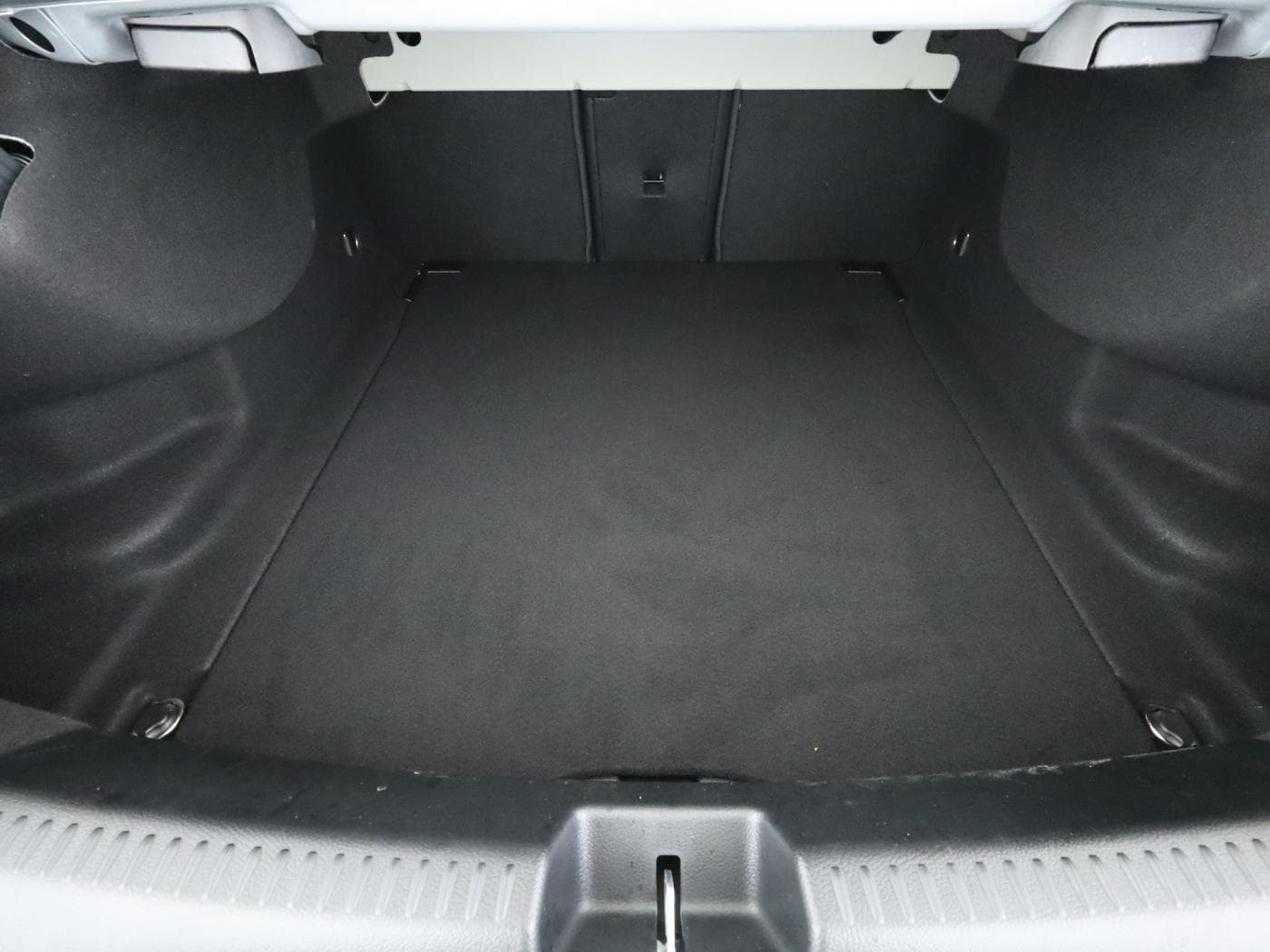 Mercedes-Benz CLA 220 4M Bild 23