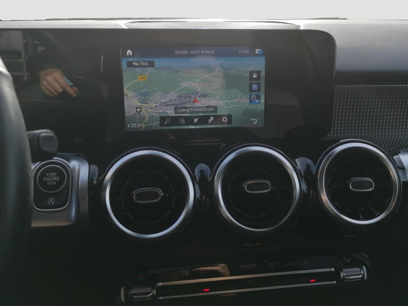 Mercedes-Benz GLB 220 d Bild 12