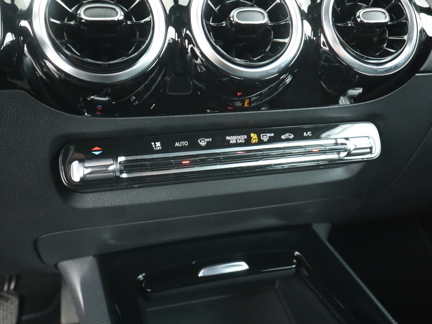 Mercedes-Benz GLA 200 d Bild 14