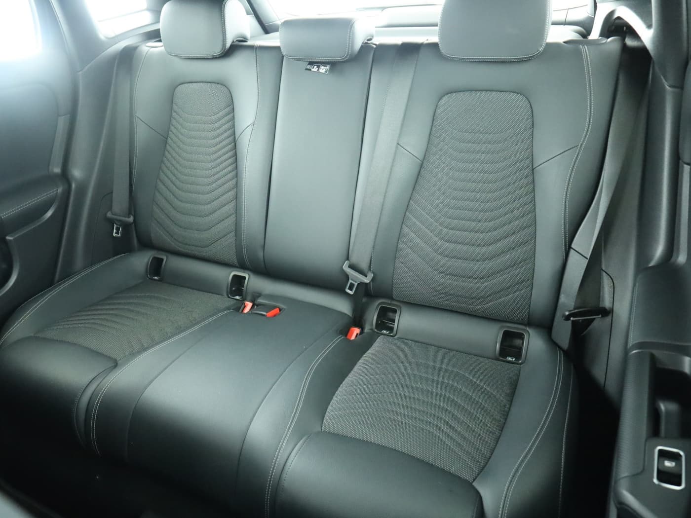 Mercedes-Benz GLA 200 d Bild 18