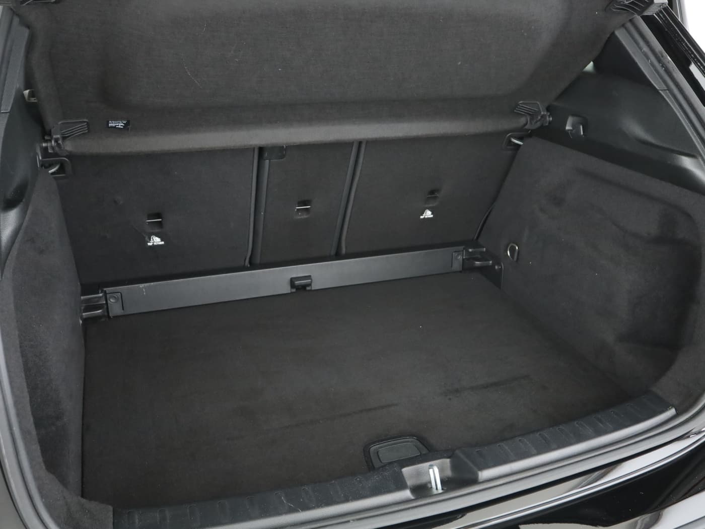 Mercedes-Benz GLA 200 d Bild 22